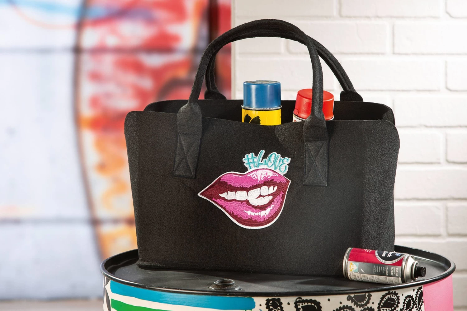 Filztasche Street Art In Schwarz – Bild 5