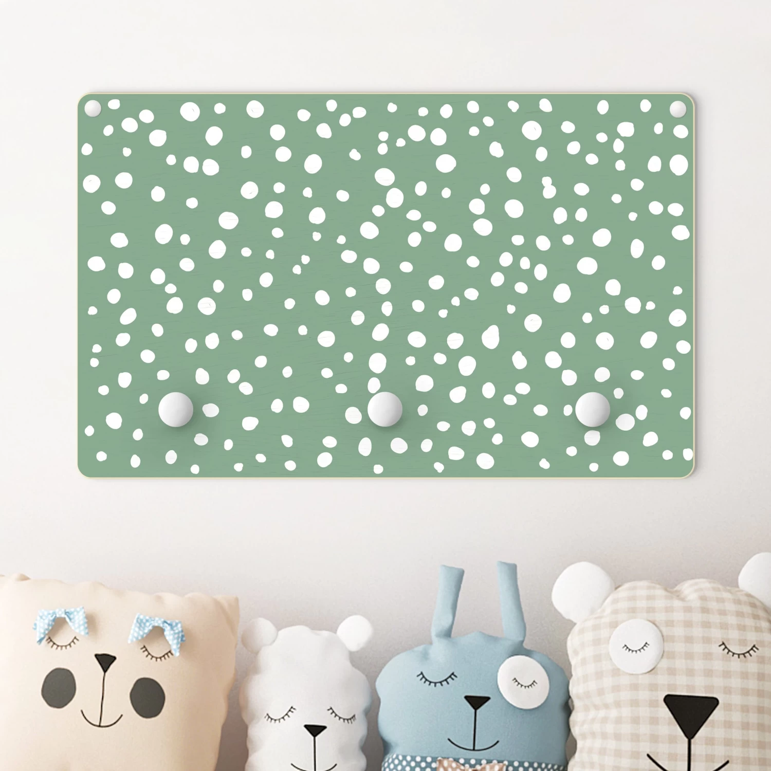 Kindergarderobe Holz - Gezeichnete Kleine Punkte Auf Moosgrün In Grün – Bild 2